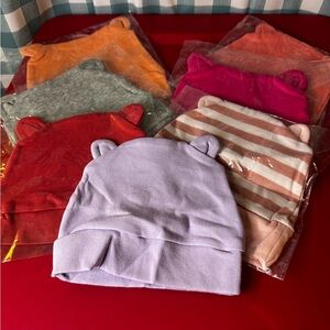 🎀🎀 7 Cute Bear Ear Beanies in Assorted Colors